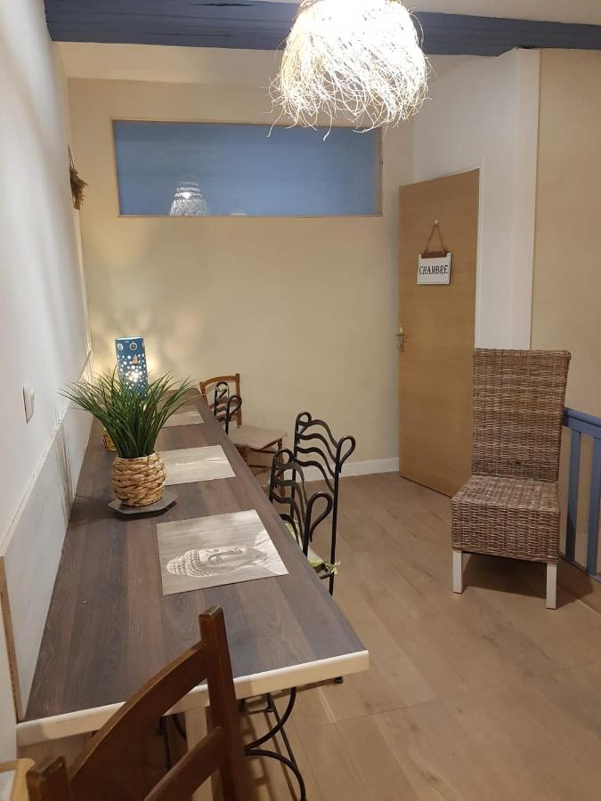 Fenetre Sur Cour Du Docteur Privey - Secure Park Bike - Voie Bleue Hotel Tournus Kültér fotó